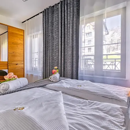 Daire Royal Aparts Park Vip Z Basenami, Saunami, Jacuzzi I Silownia