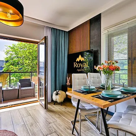 Royal Aparts Park Vip Z Basenami, Saunami, Jacuzzi I Silownia 公寓