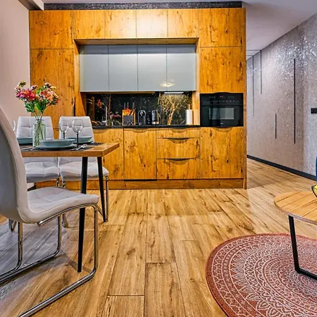 Royal Aparts Park Vip Z Basenami, Saunami, Jacuzzi I Silownia Apartment *