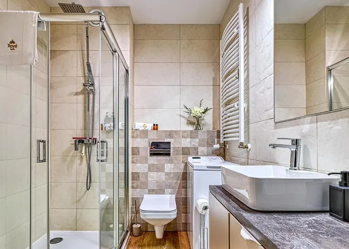 Royal Aparts Park Vip Z Basenami, Saunami, Jacuzzi I Silownia